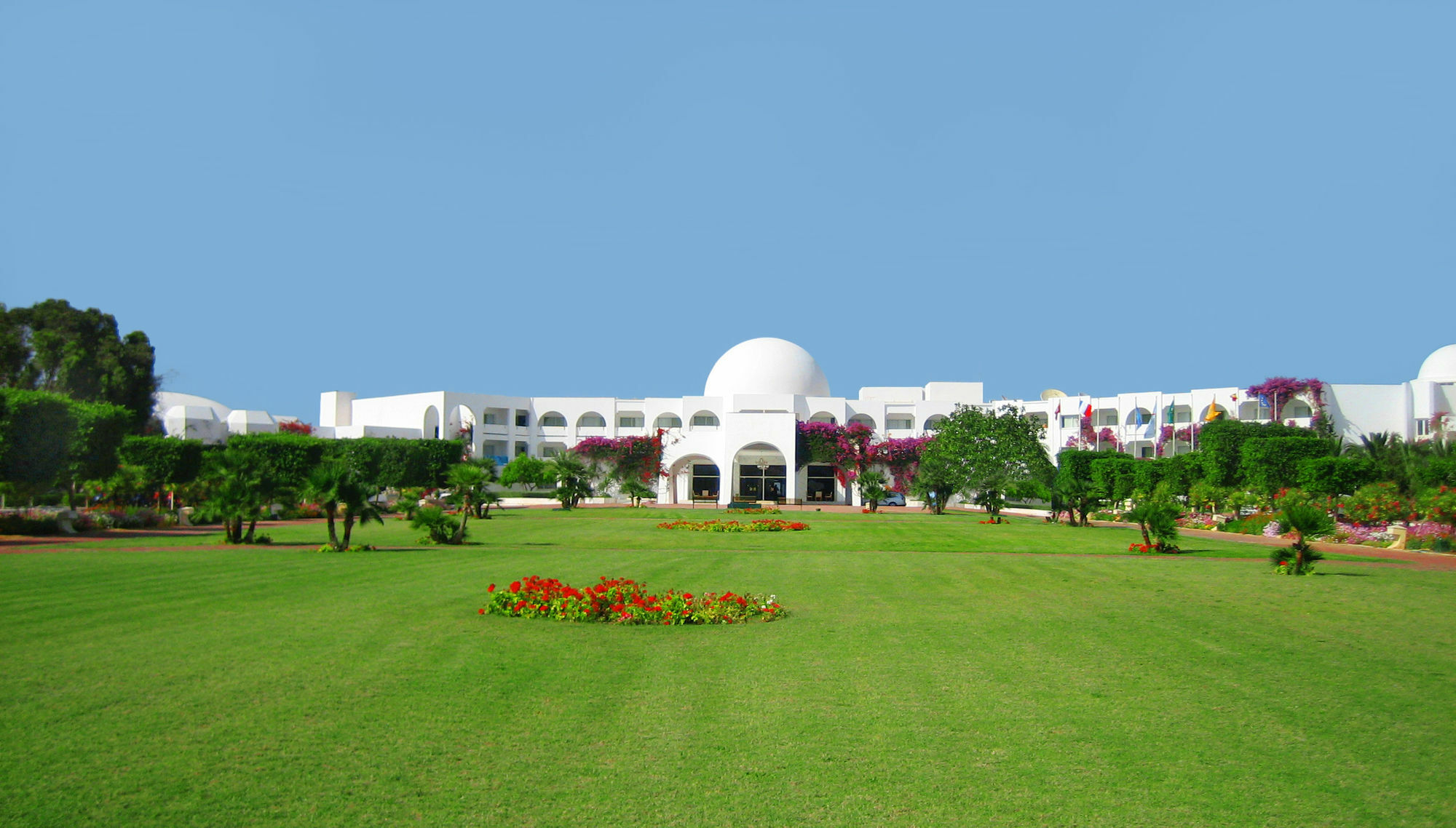 Djerba Plaza Thalasso & Spa Triffa Exterior photo